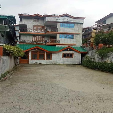 Hotel Himalayan Palace à Manāli Extérieur photo
